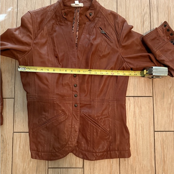 Genuine leather, Coldwater Creek ladies midweight jacket - Picture 9 of 10